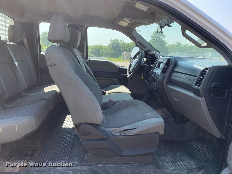 image for item DI7783 2017 Ford F250 Super Duty  SuperCab pickup truck