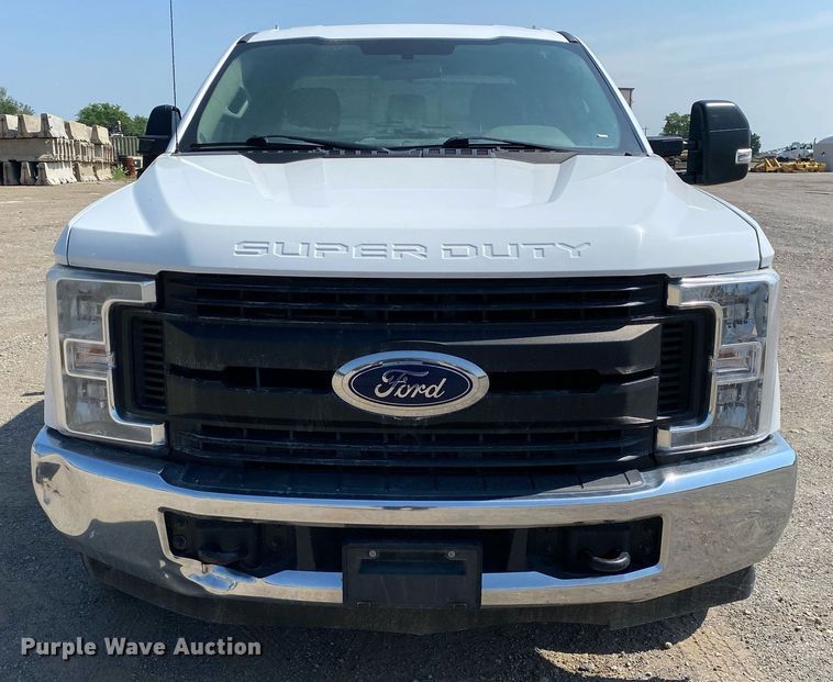 image for item DI7785 2019 Ford F250 Super Duty  SuperCab pickup truck