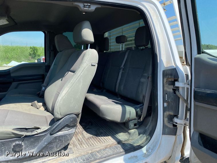 image for item DI7785 2019 Ford F250 Super Duty  SuperCab pickup truck