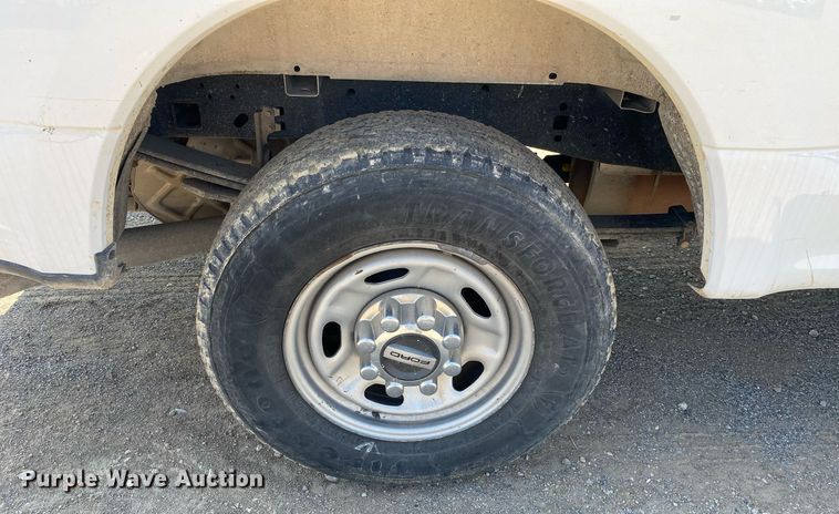 image for item DI7785 2019 Ford F250 Super Duty  SuperCab pickup truck