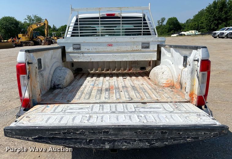 image for item DI7786 2017 Ford F250 Super Duty  SuperCab pickup truck