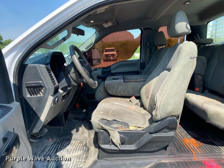 image for item DI7786 2017 Ford F250 Super Duty  SuperCab pickup truck