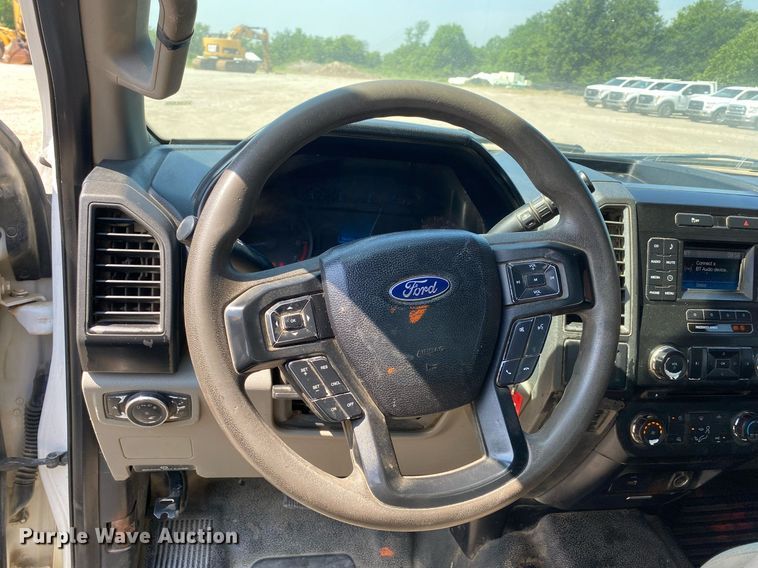 image for item DI7786 2017 Ford F250 Super Duty  SuperCab pickup truck