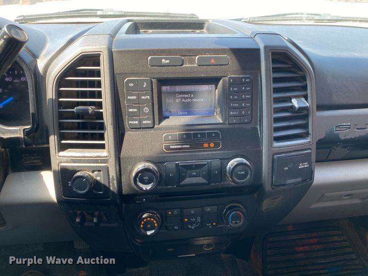 image for item DI7786 2017 Ford F250 Super Duty  SuperCab pickup truck