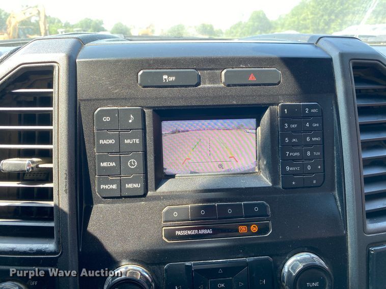 image for item DI7786 2017 Ford F250 Super Duty  SuperCab pickup truck