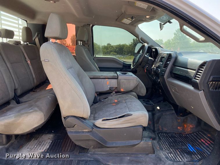 image for item DI7786 2017 Ford F250 Super Duty  SuperCab pickup truck