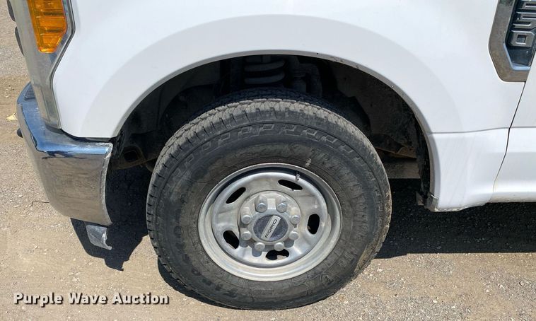 image for item DI7786 2017 Ford F250 Super Duty  SuperCab pickup truck