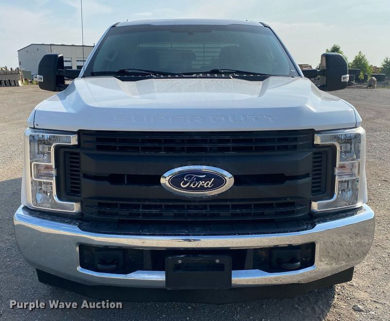 image for item DI7790 2019 Ford F250 Super Duty  SuperCab pickup truck
