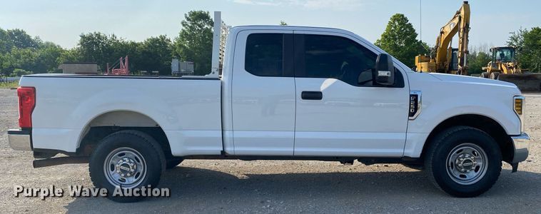 image for item DI7790 2019 Ford F250 Super Duty  SuperCab pickup truck