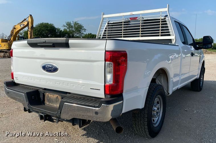 image for item DI7790 2019 Ford F250 Super Duty  SuperCab pickup truck