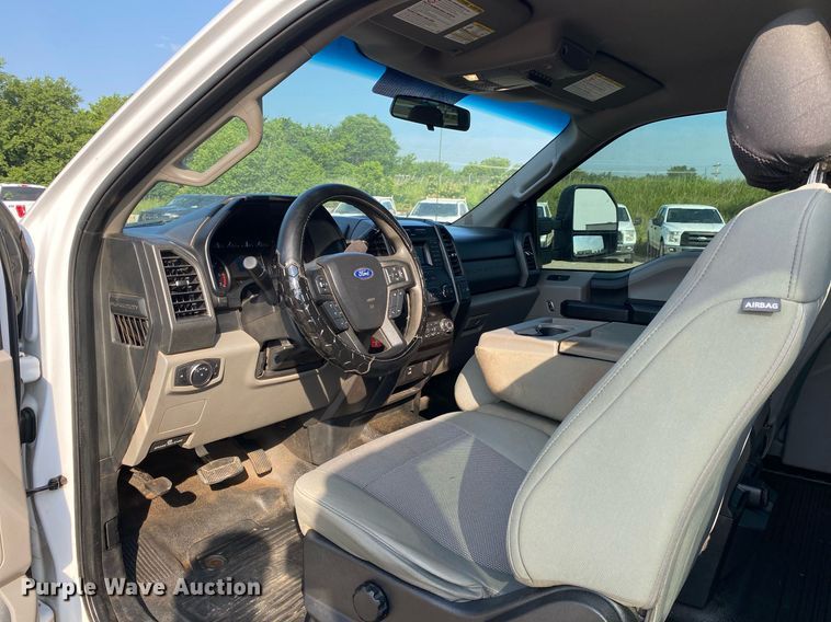 image for item DI7790 2019 Ford F250 Super Duty  SuperCab pickup truck