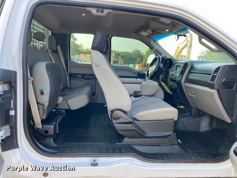 image for item DI7790 2019 Ford F250 Super Duty  SuperCab pickup truck