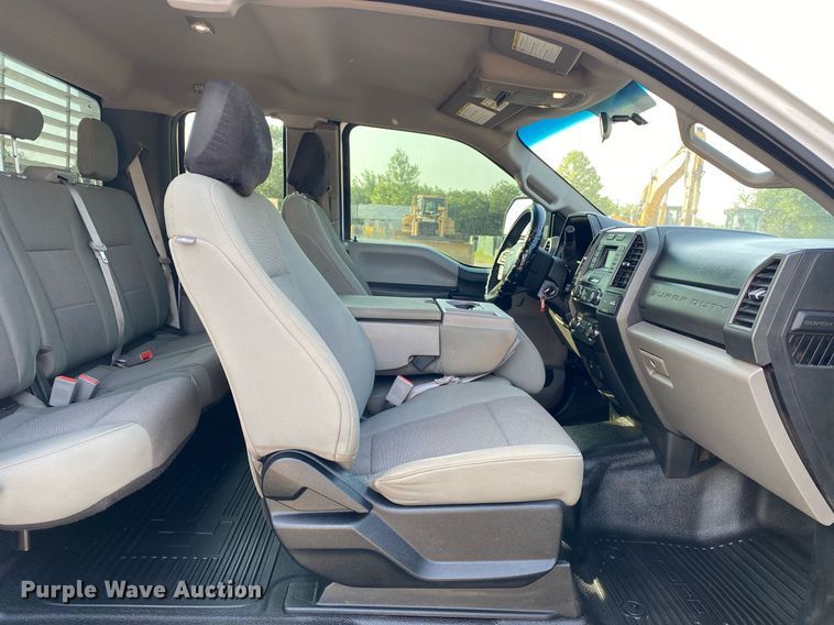 image for item DI7790 2019 Ford F250 Super Duty  SuperCab pickup truck