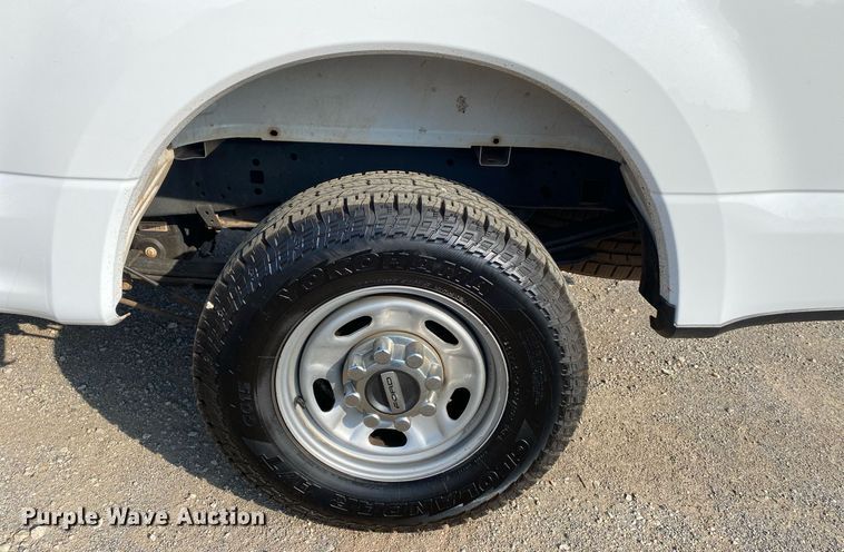 image for item DI7790 2019 Ford F250 Super Duty  SuperCab pickup truck