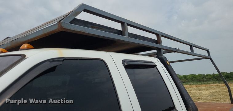 image for item DK1889 2006 Ford F450 Super Duty XL  Crew Cab flatbed truck