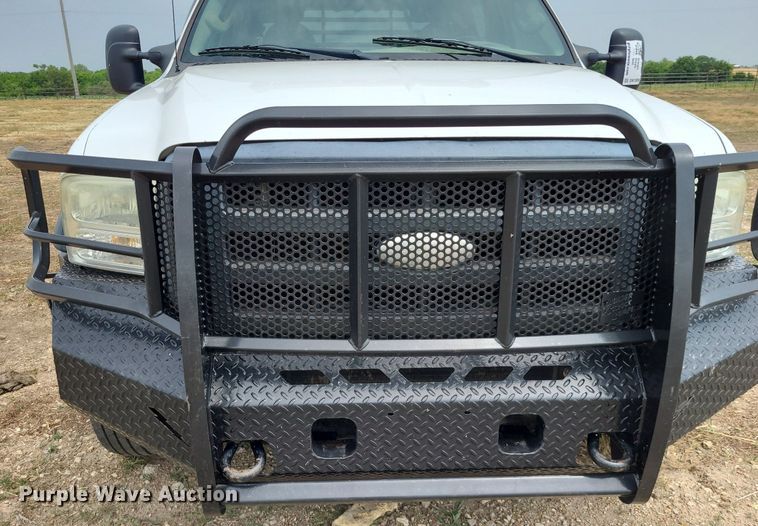 image for item DK1889 2006 Ford F450 Super Duty XL  Crew Cab flatbed truck