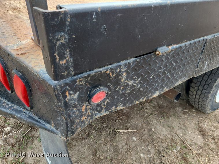 image for item DK1889 2006 Ford F450 Super Duty XL  Crew Cab flatbed truck