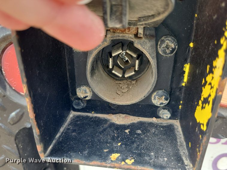 image for item DK1889 2006 Ford F450 Super Duty XL  Crew Cab flatbed truck