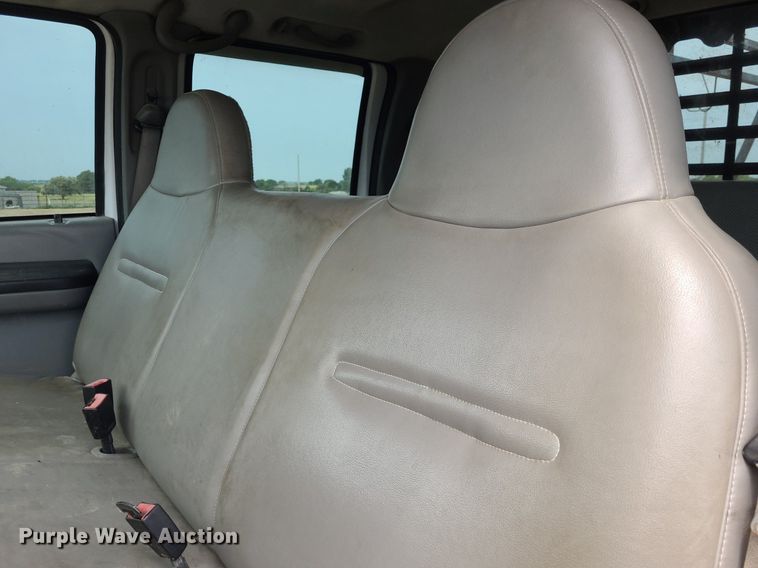 image for item DK1889 2006 Ford F450 Super Duty XL  Crew Cab flatbed truck