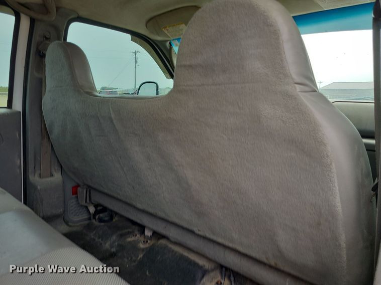 image for item DK1889 2006 Ford F450 Super Duty XL  Crew Cab flatbed truck