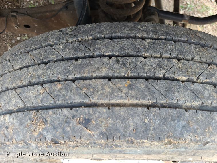 image for item DK1889 2006 Ford F450 Super Duty XL  Crew Cab flatbed truck