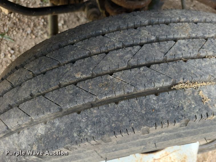 image for item DK1889 2006 Ford F450 Super Duty XL  Crew Cab flatbed truck