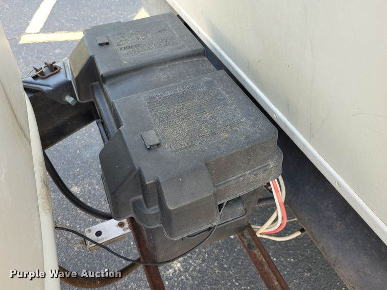 image for item DK1926 2001 Fleetwood Wilderness GL  camper