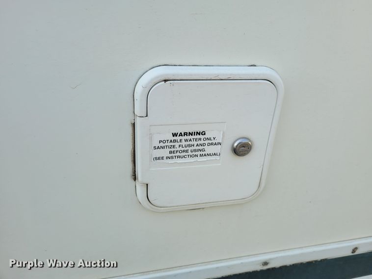 image for item DK1926 2001 Fleetwood Wilderness GL  camper