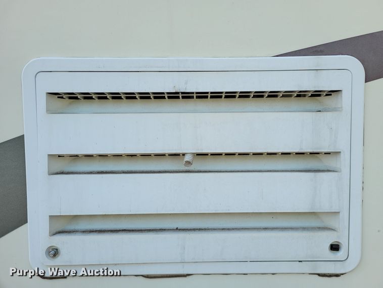 image for item DK1926 2001 Fleetwood Wilderness GL  camper