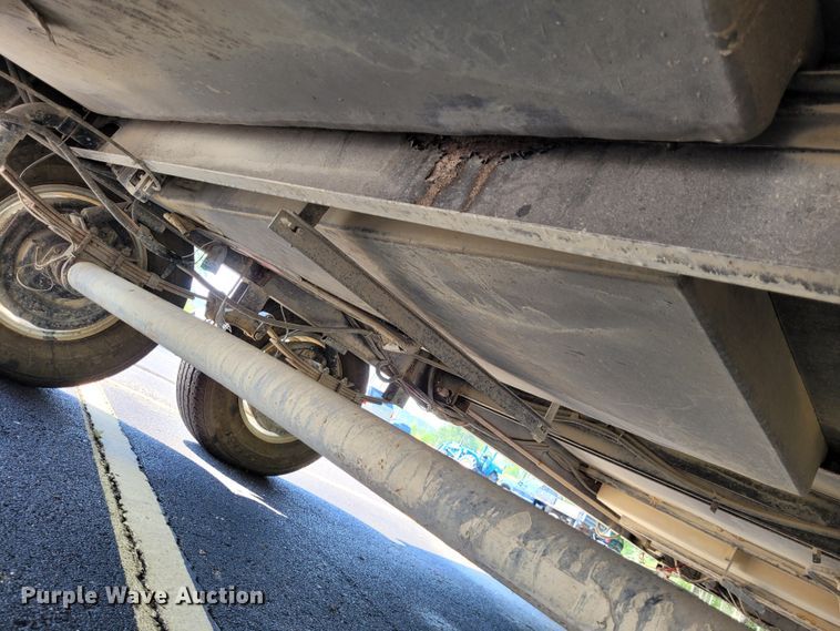 image for item DK1926 2001 Fleetwood Wilderness GL  camper