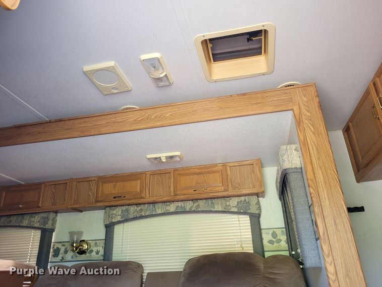 image for item DK1926 2001 Fleetwood Wilderness GL  camper