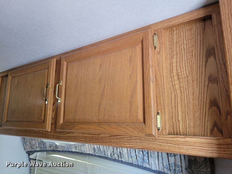 image for item DK1926 2001 Fleetwood Wilderness GL  camper