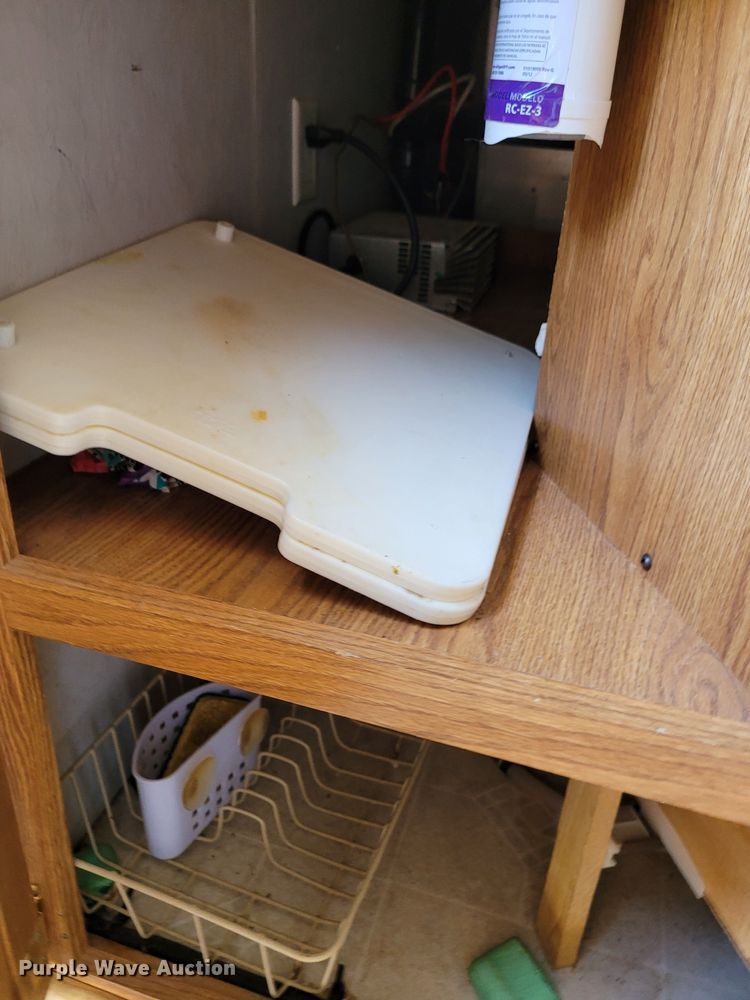 image for item DK1926 2001 Fleetwood Wilderness GL  camper