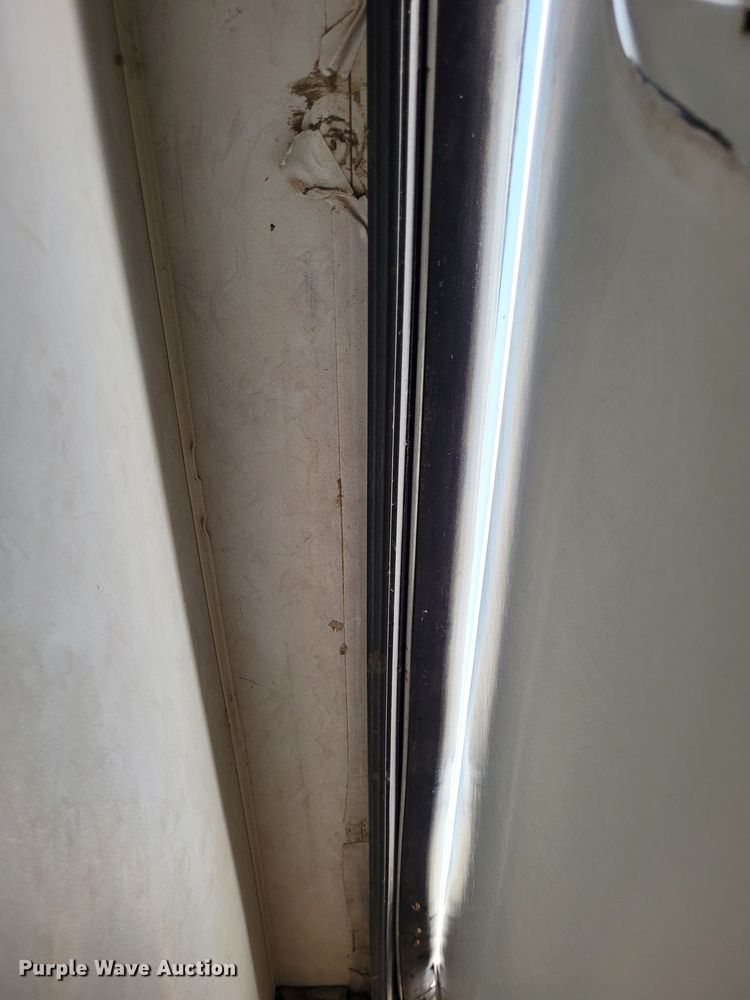 image for item DK1926 2001 Fleetwood Wilderness GL  camper