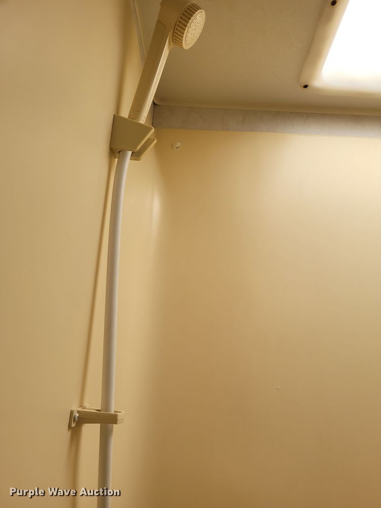 image for item DK1926 2001 Fleetwood Wilderness GL  camper