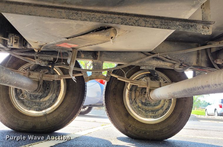 image for item DK1926 2001 Fleetwood Wilderness GL  camper