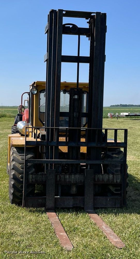 image for item DL3770 Sellick  SG60 forklift