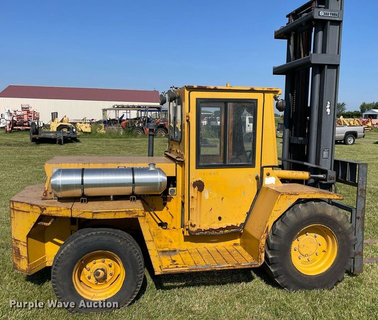 image for item DL3770 Sellick  SG60 forklift