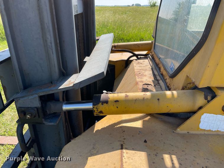 image for item DL3770 Sellick  SG60 forklift