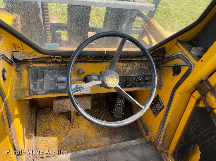 image for item DL3770 Sellick  SG60 forklift