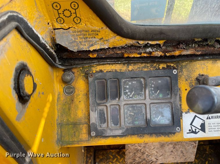 image for item DL3770 Sellick  SG60 forklift