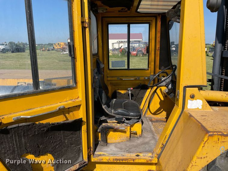 image for item DL3770 Sellick  SG60 forklift