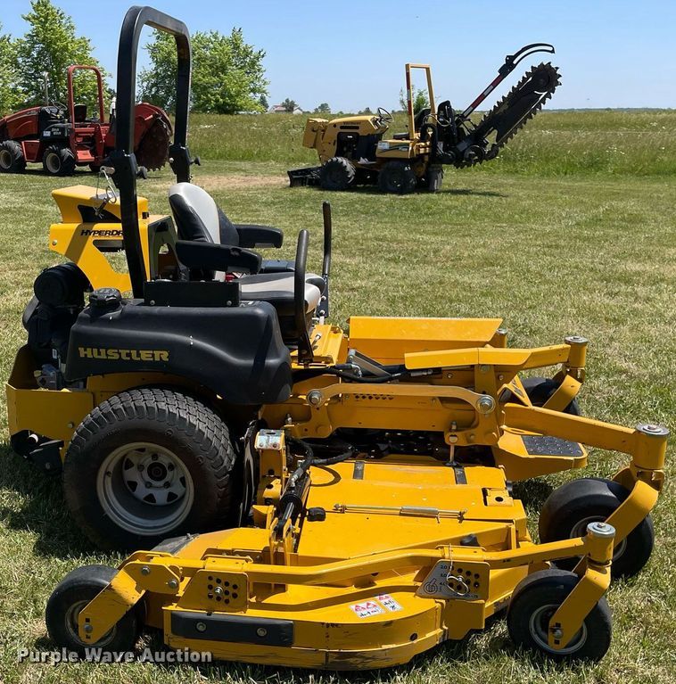 image for item DL3775 2016 Hustler Super 104  ZTR lawn mower