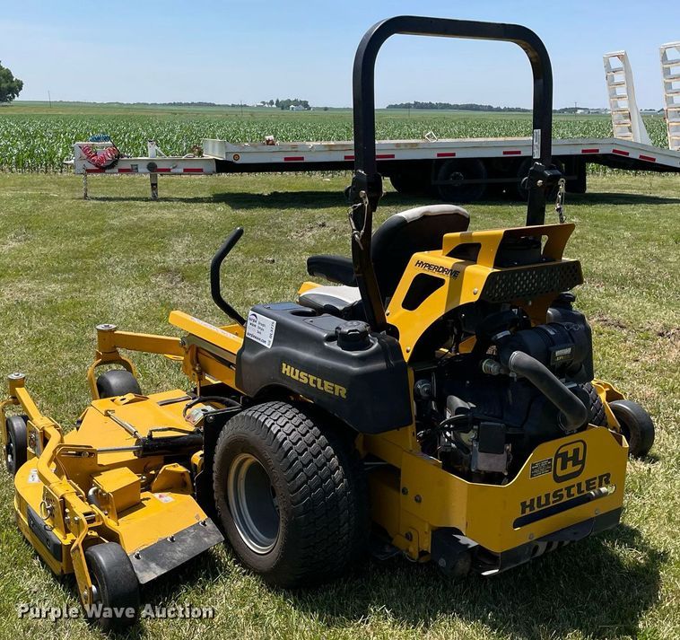 image for item DL3775 2016 Hustler Super 104  ZTR lawn mower