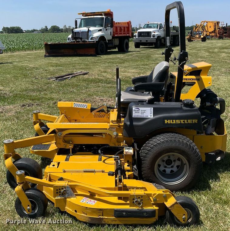 image for item DL3775 2016 Hustler Super 104  ZTR lawn mower