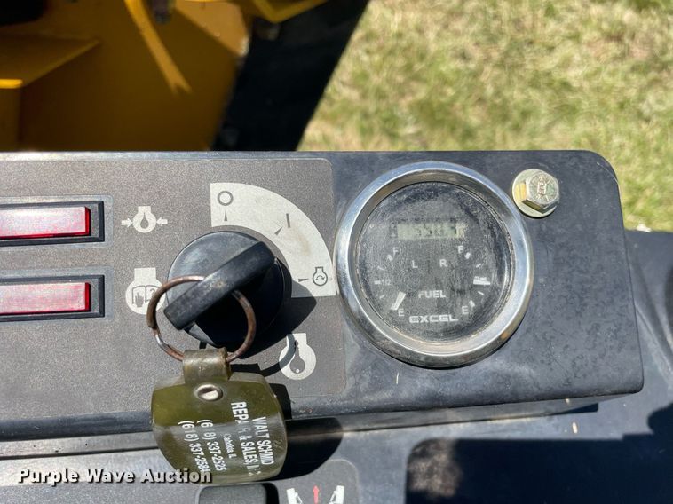 image for item DL3775 2016 Hustler Super 104  ZTR lawn mower