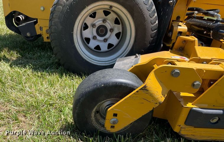 image for item DL3775 2016 Hustler Super 104  ZTR lawn mower