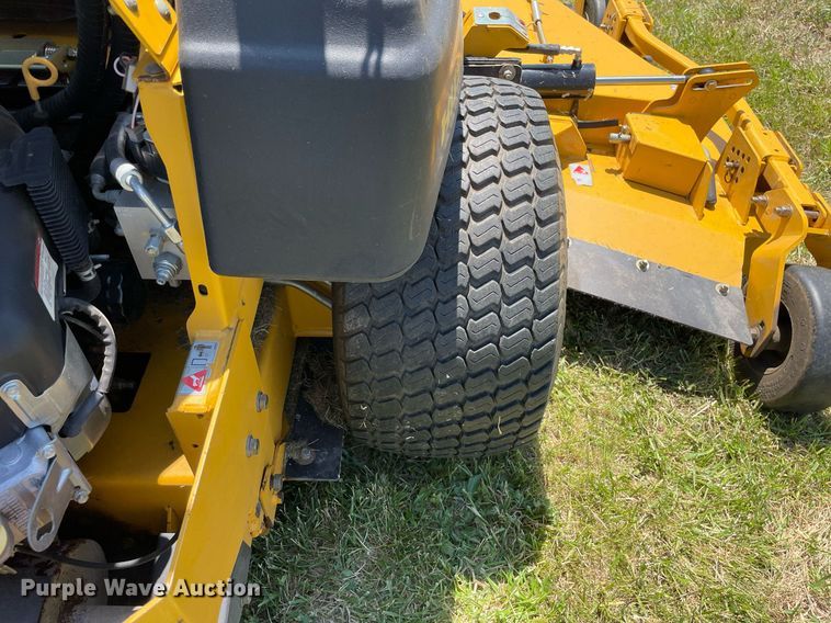 image for item DL3775 2016 Hustler Super 104  ZTR lawn mower