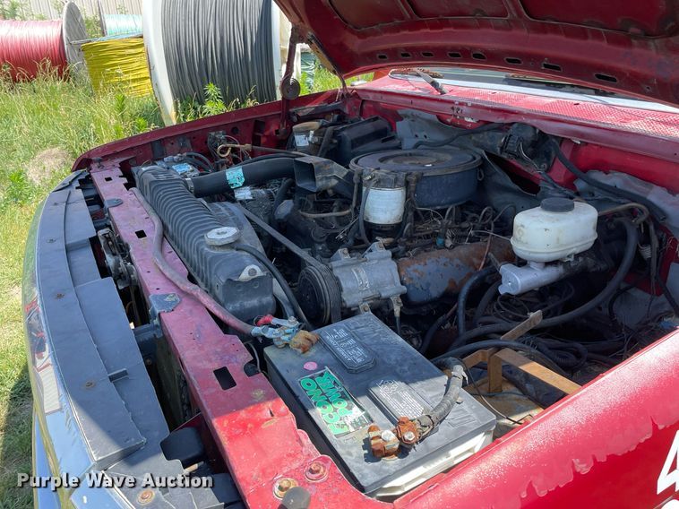 image for item DL3782 1989 Ford F-Super Duty  tow truck