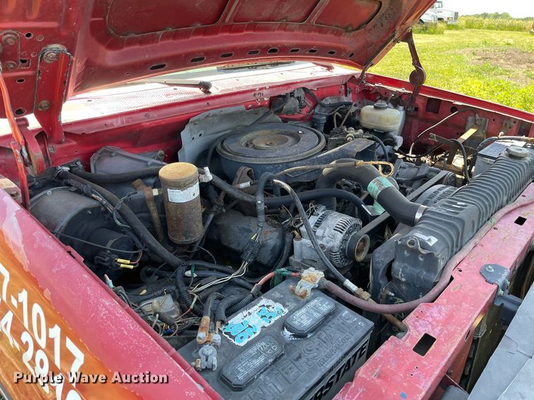 image for item DL3782 1989 Ford F-Super Duty  tow truck